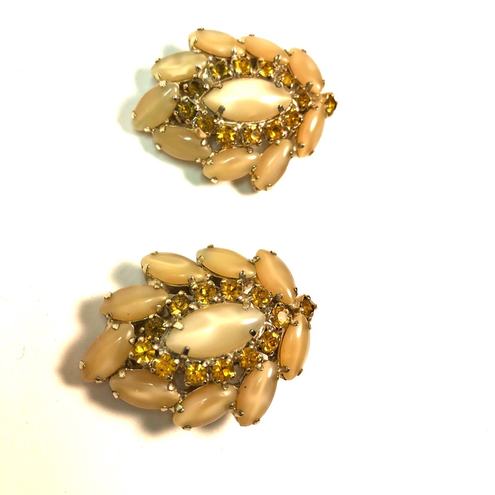 Beige and gold rhinestone clip earrings
